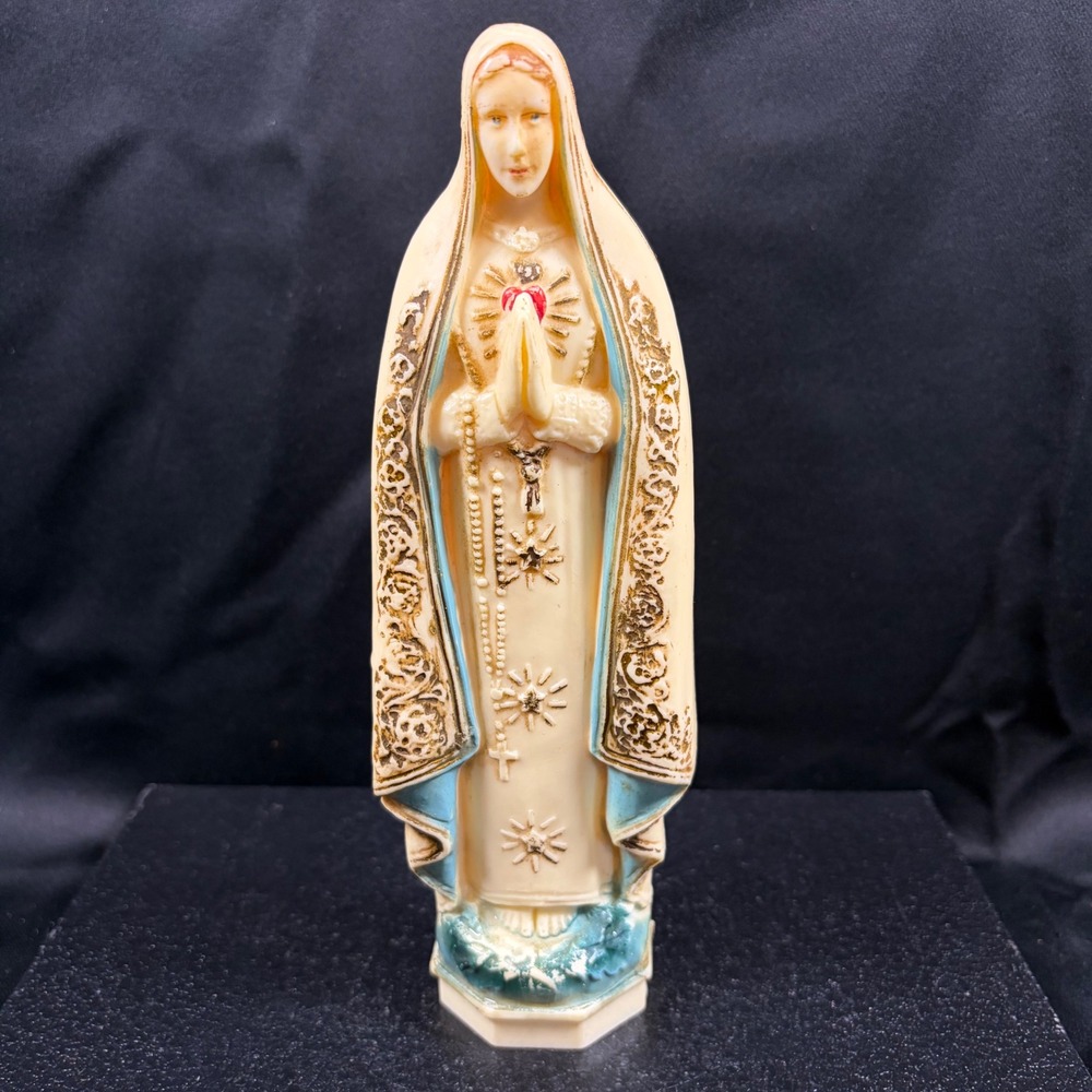 Vintage Immaculate Heart of Mary Statue Plastic Resin Gold Filigree 8.25"